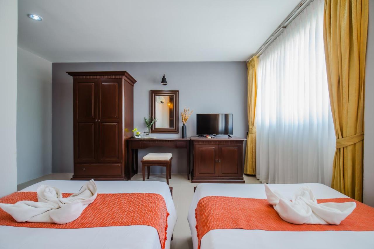 Time Out Hotel Patong מראה חיצוני תמונה